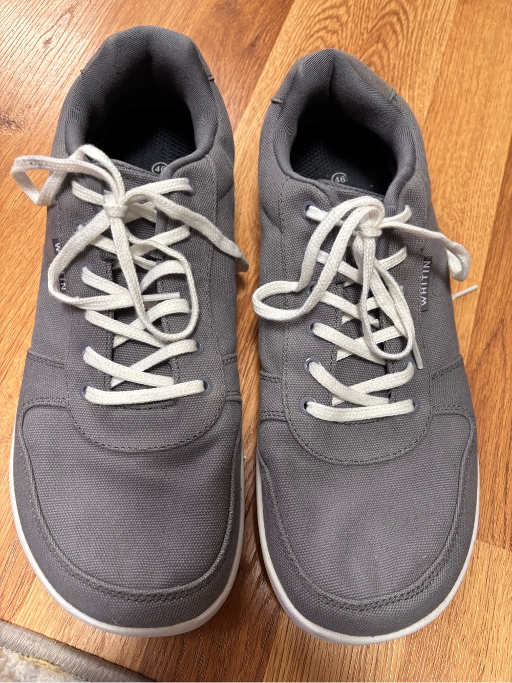 WHITIN Mens Wide Toe Box Barefoot Lightweight Canvas Grey Sneakers Sz 12W